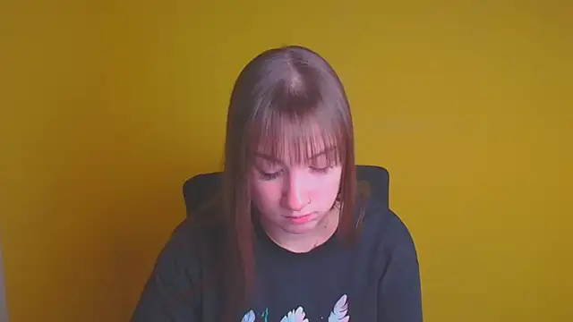 Snapshot of Evelina_GG chatting on 6, 2, 2025 Evelina GG online show from 6, 2, 2025