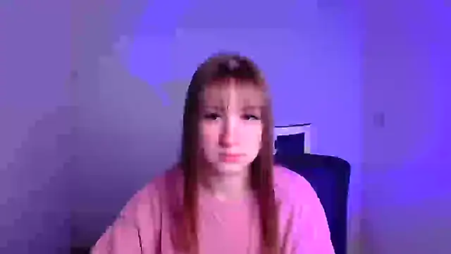 Snapshot of Evelina_GG chatting on 10, 2, 2025 Evelina GG online show from 10, 2, 2025