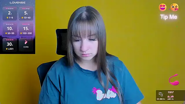 Snapshot of Evelina_GG chatting on 18, 9, 2025 Evelina GG online show from 18, 9, 2025