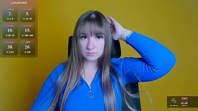 Snapshot of Evelina_GG chatting on 8, 10, 2025 Evelina GG online show from 8, 10, 2025