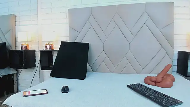 Kasandra Gomez online show from 23, 3, 2025