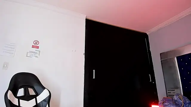 La Perversa69 online show from 22, 11, 2025