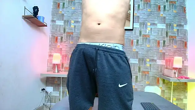 Snapshot of aaron_antonella_mds chatting on 22, 11, 2025 aaron antonella mds online show from 22, 11, 2025