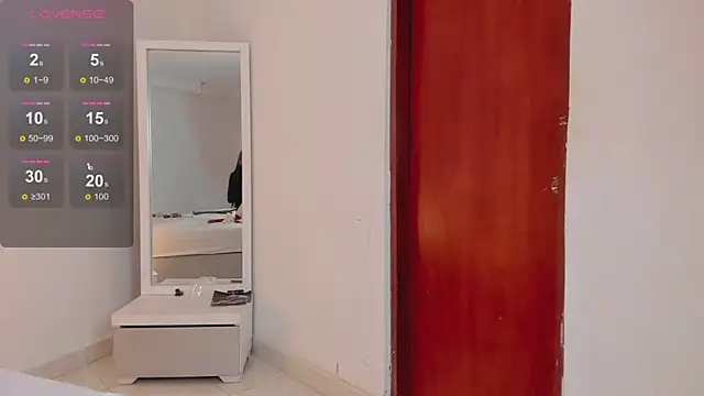 Snapshot of Alhana_pulido chatting on 10, 12, 2024 Alhana pulido online show from 10, 12, 2024