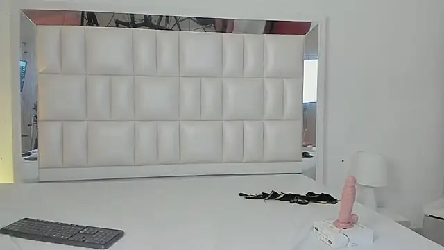 Snapshot of Alhana_pulido chatting on 8, 2, 2025 Alhana pulido online show from 8, 2, 2025