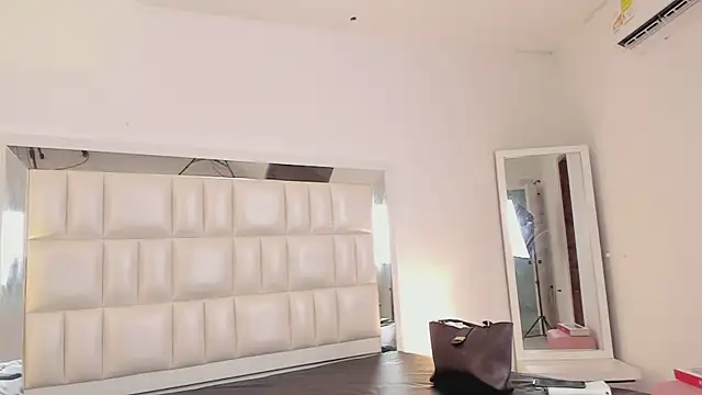 Snapshot of Alhana_pulido chatting on 18, 3, 2025 Alhana pulido online show from 18, 3, 2025