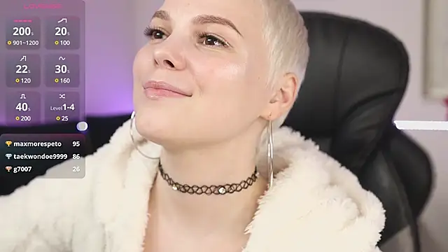 LikaBerry1 online show from 24, 1, 2025