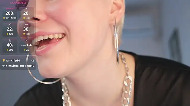 LikaBerry1 online show from 5, 2, 2025