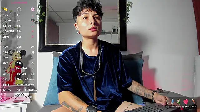 Snapshot of ZuryRamirez_ chatting on 11, 1, 2025 ZuryRamirez online show from 11, 1, 2025