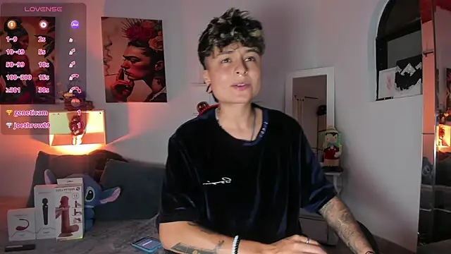 Snapshot of ZuryRamirez_ chatting on 24, 11, 2025 ZuryRamirez online show from 24, 11, 2025