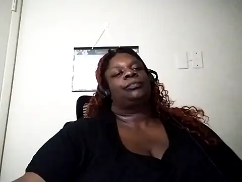 Snapshot of whitwhit86 chatting on 27, 9, 2025 whitwhit86 online show from 27, 9, 2025