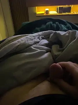 Snapshot of Hjsjsjsjjd chatting on 21, 10, 2025 Hjsjsjsjjd online show from 21, 10, 2025