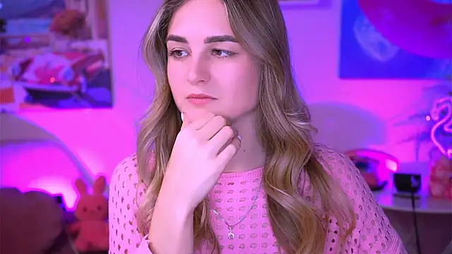 Snapshot of DeboraLarson chatting on 17, 2, 2025 DeboraLarson online show from 17, 2, 2025