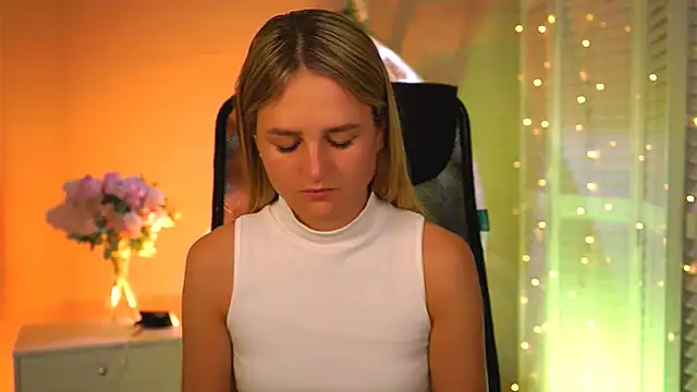 DeboraLarson online show from 2, 4, 2026