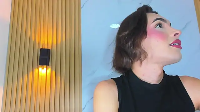 Snapshot of miss_Ari chatting on 11, 1, 2025 miss Ari online show from 11, 1, 2025