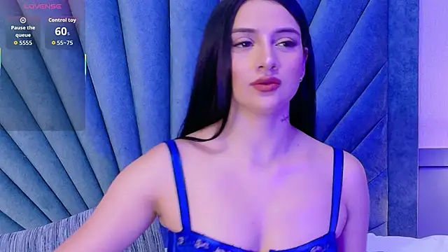 Snapshot of Harper-Avary chatting on 6, 11, 2025 Harper-Avary online show from 6, 11, 2025