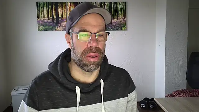 Snapshot of Harry_Boldt chatting on 7, 11, 2025 Harry Boldt online show from 7, 11, 2025