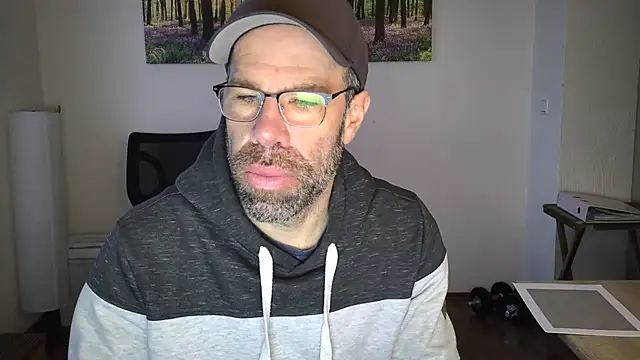 Snapshot of Harry_Boldt chatting on 20, 11, 2025 Harry Boldt online show from 20, 11, 2025