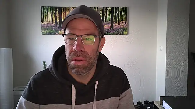 Snapshot of Harry_Boldt chatting on 27, 11, 2025 Harry Boldt online show from 27, 11, 2025