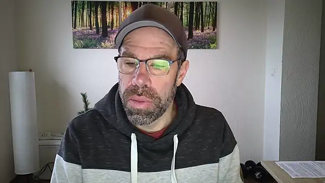 Snapshot of Harry_Boldt chatting on 3, 12, 2025 Harry Boldt online show from 3, 12, 2025