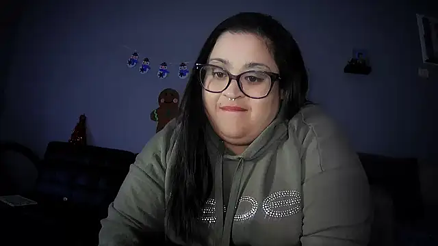 Snapshot of tillymarie34 chatting on 12, 12, 2024 tillymarie34 online show from 12, 12, 2024