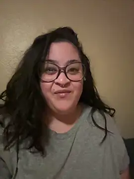 Snapshot of tillymarie34 chatting on 12, 10, 2025 tillymarie34 online show from 12, 10, 2025