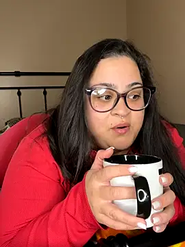 Snapshot of tillymarie34 chatting on 29, 10, 2025 tillymarie34 online show from 29, 10, 2025