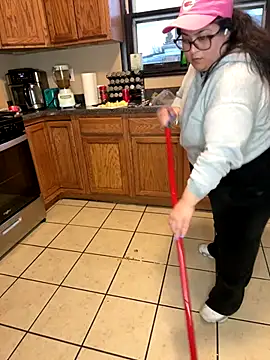 Snapshot of tillymarie34 chatting on 9, 11, 2025 tillymarie34 online show from 9, 11, 2025