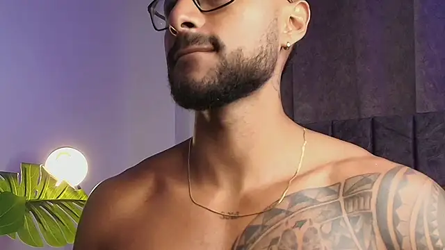 LiamGarcia1 online show from 9, 2, 2025