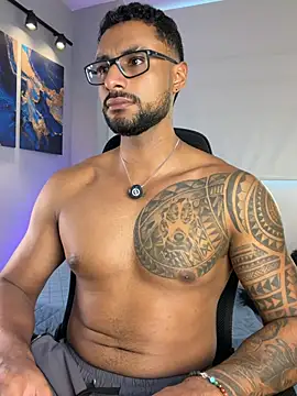 LiamGarcia1 online show from 28, 5, 2026