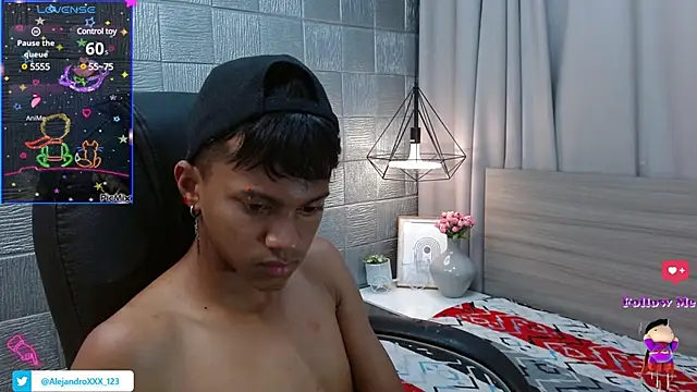 Snapshot of loistwink_ chatting on 26, 2, 2025 loistwink online show from 26, 2, 2025