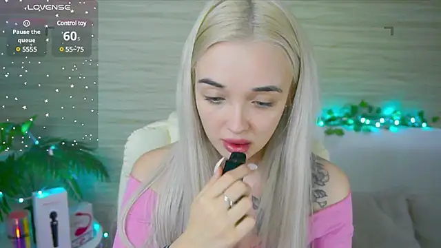 Ashley S online show from 22, 3, 2025