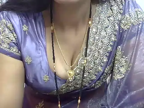 Snapshot of Your_Aamiya_ji chatting on 20, 10, 2025 Your Aamiya ji online show from 20, 10, 2025