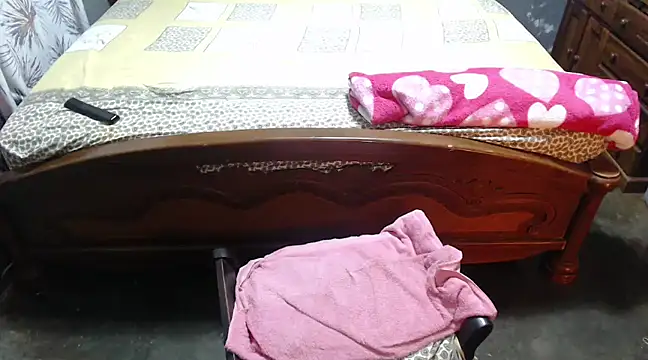 Snapshot of CANDYSWEET51 chatting on 11, 1, 2025 CANDYSWEET51 online show from 11, 1, 2025