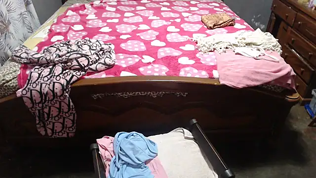 Snapshot of CANDYSWEET51 chatting on 25, 1, 2025 CANDYSWEET51 online show from 25, 1, 2025