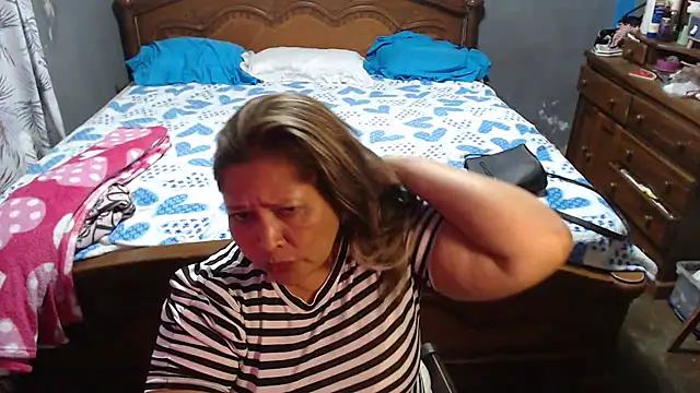 Snapshot of CANDYSWEET51 chatting on 7, 3, 2025 CANDYSWEET51 online show from 7, 3, 2025