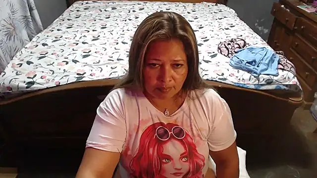 Snapshot of CANDYSWEET51 chatting on 15, 3, 2025 CANDYSWEET51 online show from 15, 3, 2025