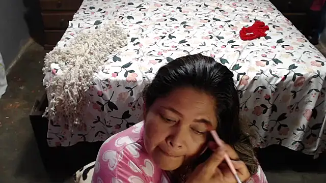 Snapshot of CANDYSWEET51 chatting on 3, 10, 2025 CANDYSWEET51 online show from 3, 10, 2025