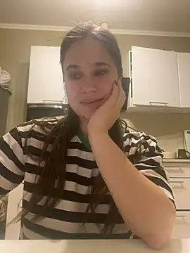 Snapshot of JaneLestur chatting on 4, 1, 2025 JaneLestur online show from 4, 1, 2025