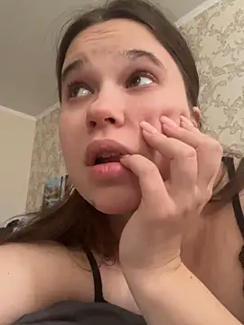 Snapshot of JaneLestur chatting on 8, 2, 2025 JaneLestur online show from 8, 2, 2025