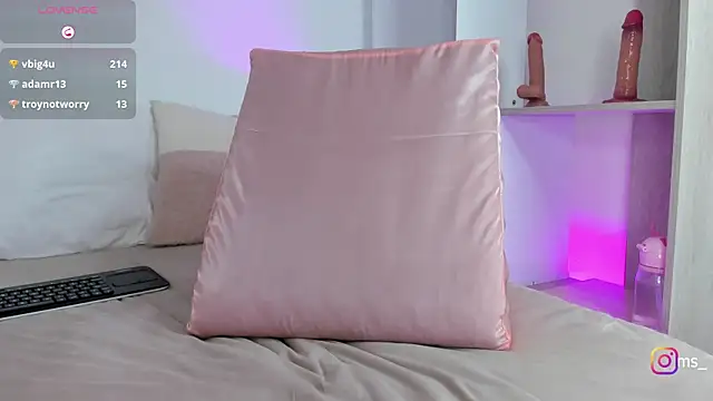 nattaly adams online show from 22, 3, 2025