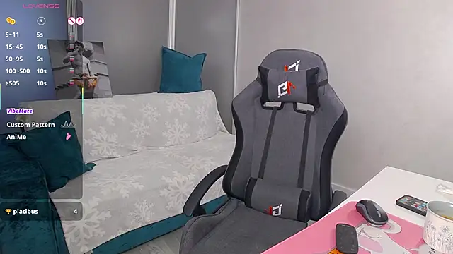 Snapshot of Sofia_Soul chatting on 12, 10, 2025 Sofia Soul online show from 12, 10, 2025