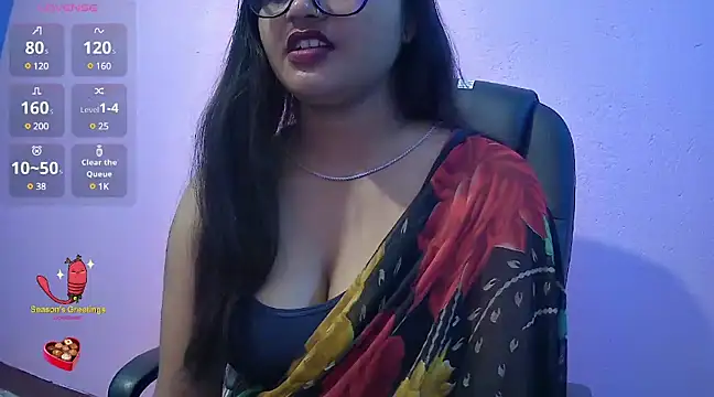 Snapshot of Pari-new chatting on 25, 12, 2024 Pari-new online show from 25, 12, 2024