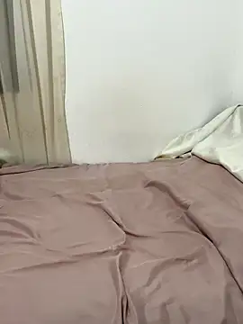 Jecy bee online show from 7, 1, 2026