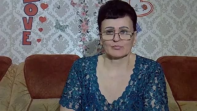 Snapshot of PaulaGolden chatting on 18, 4, 2026 PaulaGolden online show from 18, 4, 2026