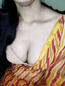 Snapshot of Fair-magic-woman chatting on 17, 9, 2025 Fair-magic-woman online show from 17, 9, 2025