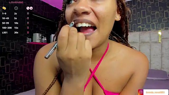 Snapshot of brenda_nova18 chatting on 6, 3, 2025 brenda nova18 online show from 6, 3, 2025