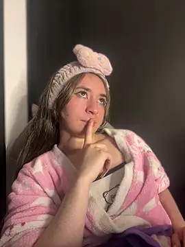 Sophie LS online show from 28, 2, 2025