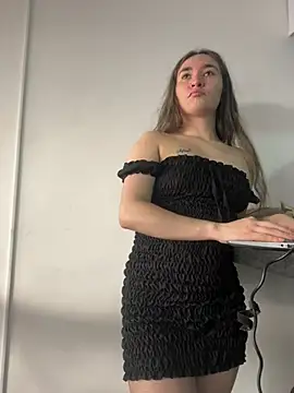 Sophie LS online show from 10, 3, 2025