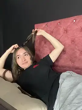 Sophie LS online show from 13, 3, 2025